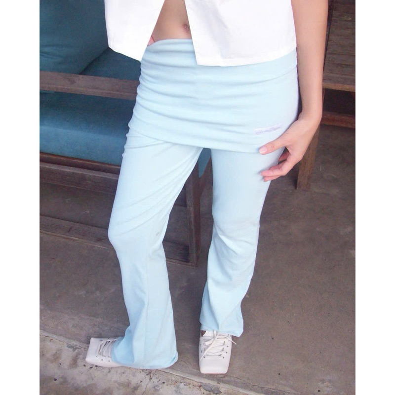 61COMFY JELLY FLARE PANTS - Quần váy ống loe