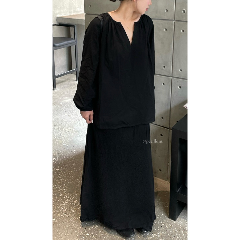 𝐏𝐞𝐭𝐢𝐥𝐥𝐚𝐧𝐭 - 𝐈𝐬𝐨𝐥𝐝𝐞 𝐒𝐡𝐢𝐫𝐭 (Áo cổ V form rộng) | BigBuy360 - bigbuy360.vn