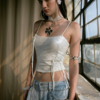 Letitia Studio | Áo thun 2 dây lấp lánh vải cao cấp đính hoa tua rua | Jurin Top