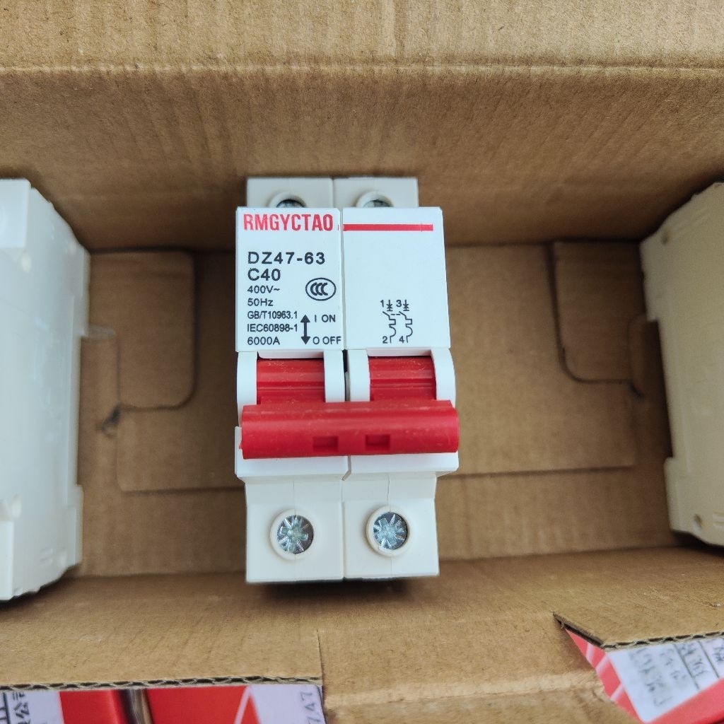 Aptomat 1 pha 2 cực 40A mcb dân dụng