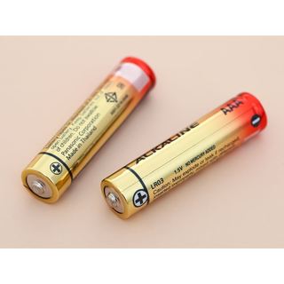 Pin Kiềm Akaline Deli/ Panasonic/ Pin Con Thỏ Vỉ 2 Viên/ 4 Viên Mạnh Mẽ, Tiện Lợi Nguồn Điện Dồi Dào