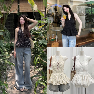 (Hàng L1 có sẵn SM có đệm mút) Áo cổ yếm hoạ tiết chấm bi dáng bí hở lưng chun sau DOTTIE TOP