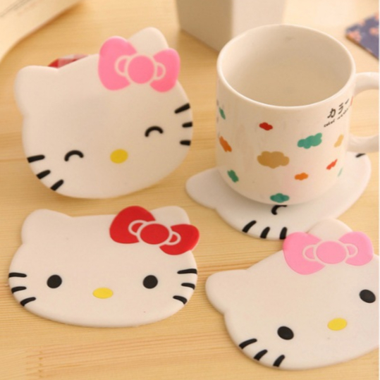 Miếng lót ly hình Hello Kitty siêu dễ thương 🍓🍵