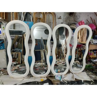 Gương Soi Toàn Thân Bọc Nỉ Hình Củ Lạc, Lượn Sóng Nhẹ Decor Phòng