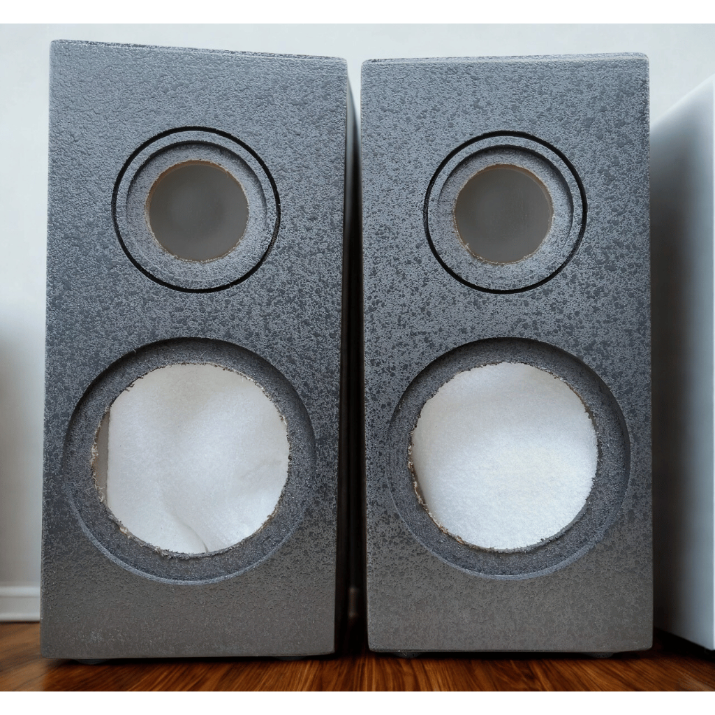 VỎ THÙNG LOA ĐỨNG BASS 16(GIÁ 1 CẶP) CHỐNG TRẦY VỎ SỬ DỤNG 1 BASS 16CM VÀ 1 TREBLE 10 CM