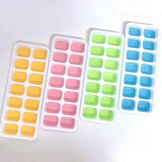 Set 4 Khay Làm Đá Silicon Mền Dẻo Có Nắp Đậy