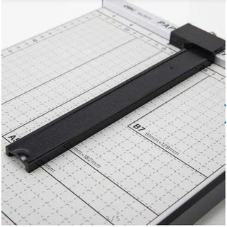 Bàn cắt giấy A4 Deli 8014