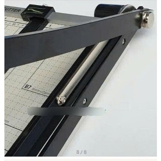Bàn cắt giấy A3 Deli 8012