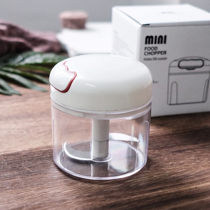 Dụng cụ xay tỏi ớt. lưỡi dao bén, nhựa cao cấp an toàn cho sức khỏe. Máy xay tỏi ớt cầm tay nhỏ gọn, dễ vệ sinh