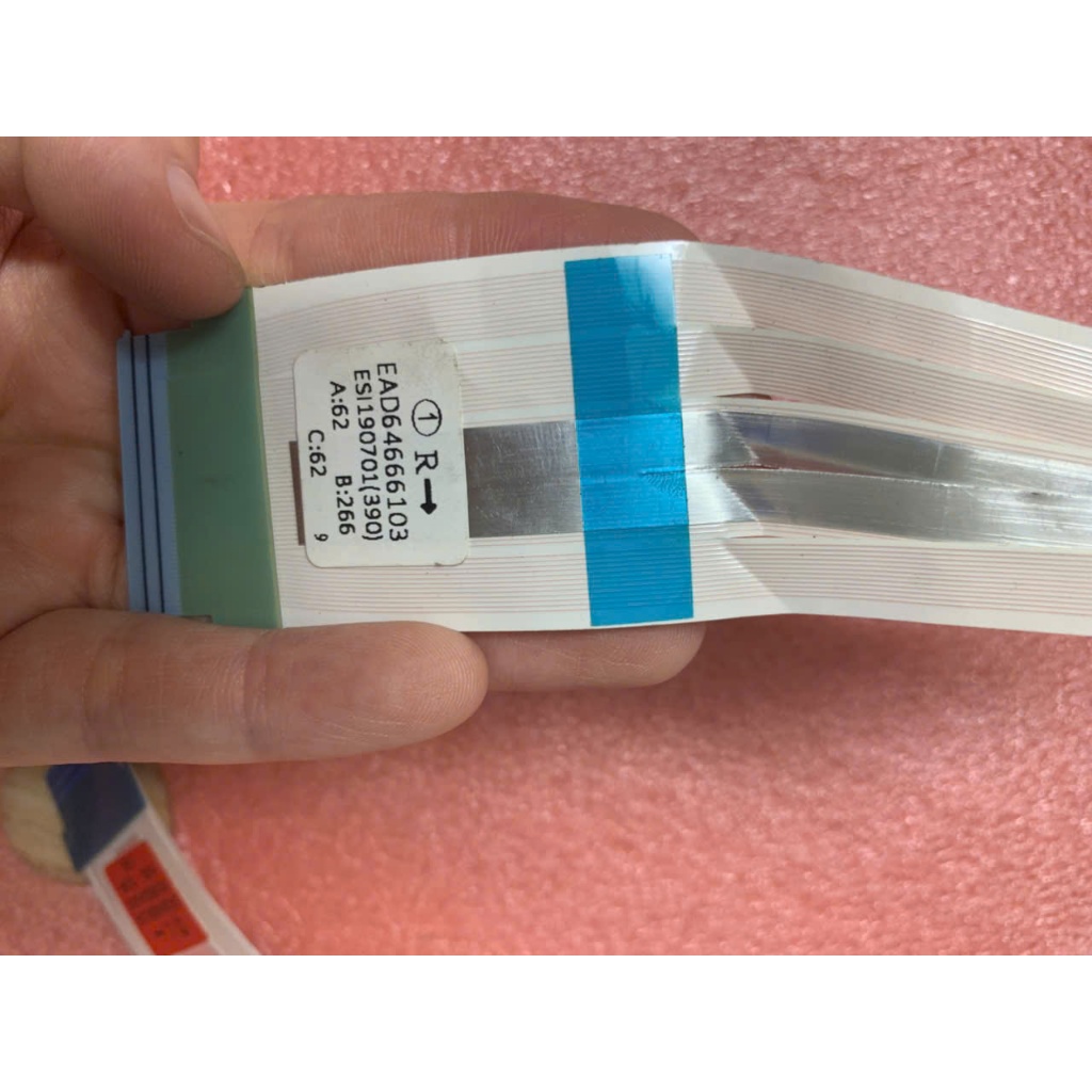 dây cáp lên màn hình tivi LG tháo máy dùng tốt mã linh kiện EAD64666103