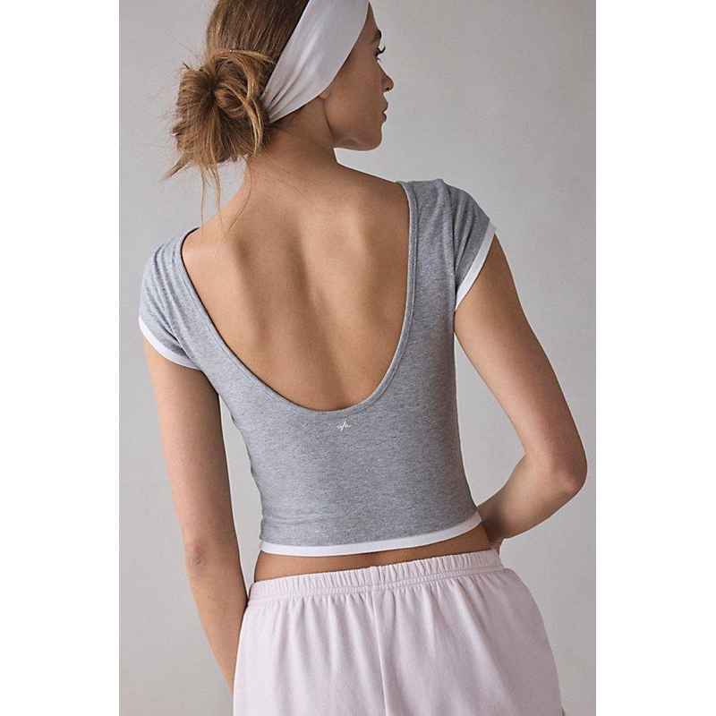 Áo Urban outfitters vnxk