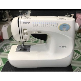 Máy may Brother- đầy đủ phụ kiện bàn đạp,chỉ may