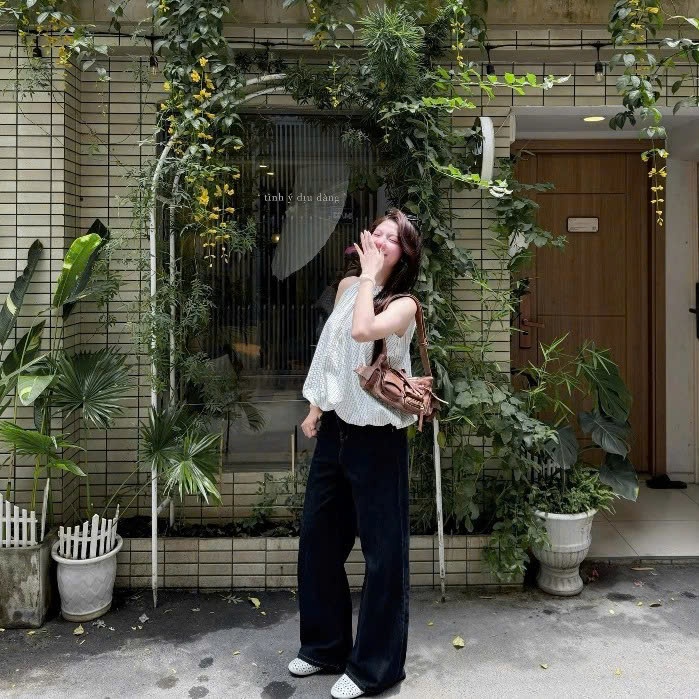 (ẢNH Chuẩn L1) Áo Bí Nữ Cổ Yếm Dáng Trứng Phồng Freesize BUN222 Thiết Kế Độc Lạ, Nữ Tính | BigBuy360 - bigbuy360.vn