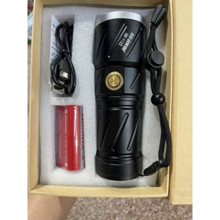  Đèn pin cầm tay siêu sáng RAY BOW 1122 chiếu xa 500 mét có ZOOM xa gần chống nước sạc ngược cho điện thoại 