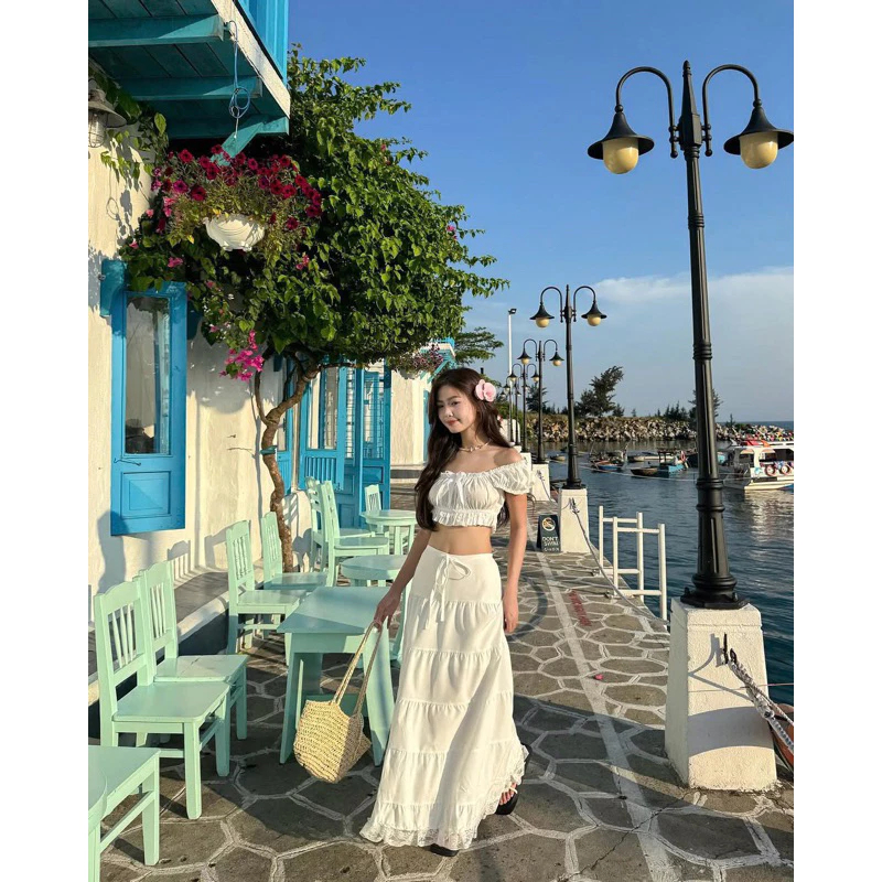 (Có Mút Ngực) Set Áo Croptop Trễ Vai Đính Nơ Ngực Mix Chân Váy Xòe Viền Ren Phù Hợp Đi Biển, Du Lịch | BigBuy360 - bigbuy360.vn