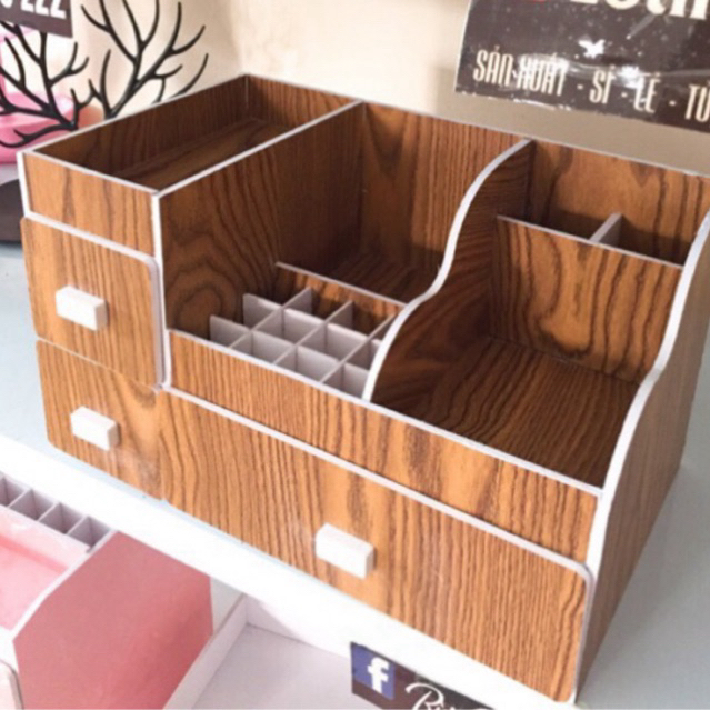 Kệ mỹ phẩm max 35cm màu gỗ 12 ô son lọ cọ bên phải