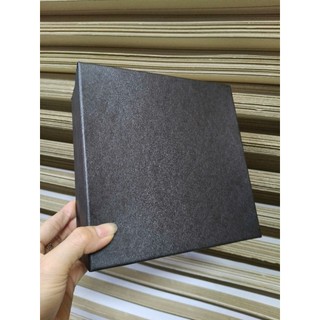 HỘP QUÀ 18X18 CAO 7CM