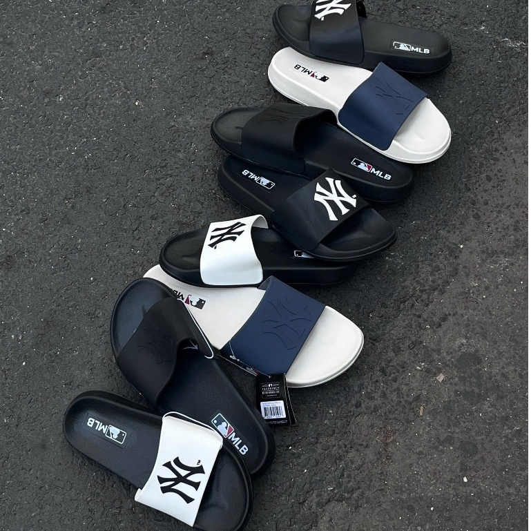 [Authentic💯]  DÉP MLB NỘI ĐỊA HÀN LOGO NY CHÍNH HÃNG  - DÉP QUAI NGANG CAO SU CHỐNG NƯỚC UNISEX - ML