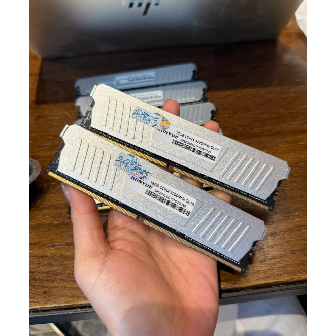 [ Chính Hãng ] - RAM PC DDR4 16GB bus 3200 JGINYUE tản trắng siêu bền , Bảo hành 3 năm