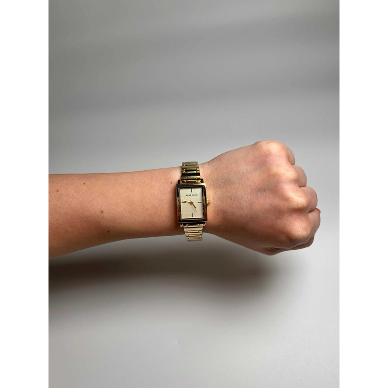 đồng hồ ANNE KLEIN