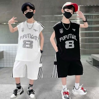 BABYBUYvip - BTT20256 - Bộ quần áo sát nách 4 xọc trắng đen cho bé trai .