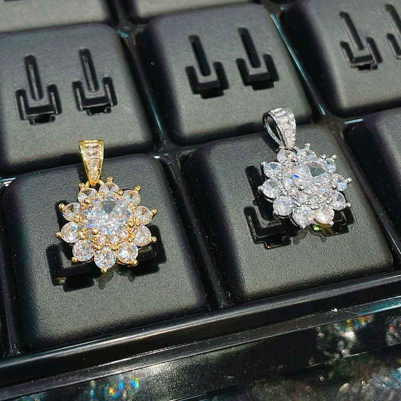 Mặt dây chuyền đá CZ mạ vàng-bạch kim  Kim Xoàn Jewelry