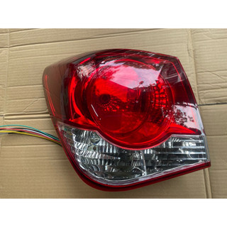 ĐÈN HẬU NGOÀI XE LACETTI CDX NHẬP