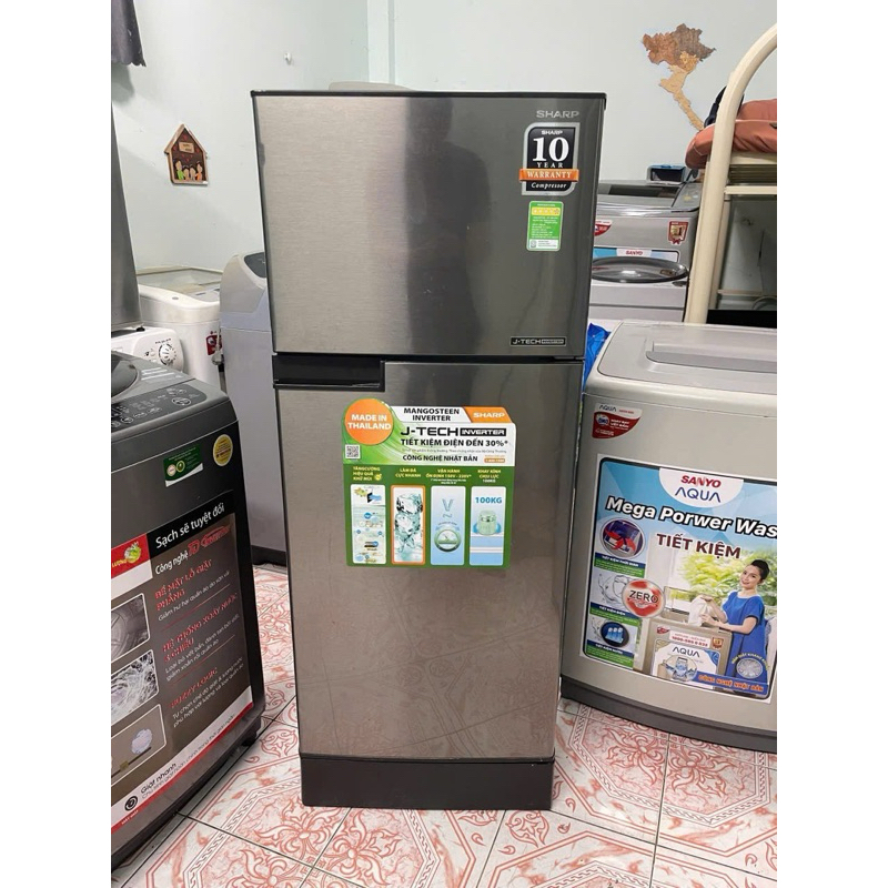 Tủ lạnh Sharp inverter 180 lít chỉ giao HCM, Long An, Bình Dương, Biên Hoà Đồng Nai chat trước khi đ
