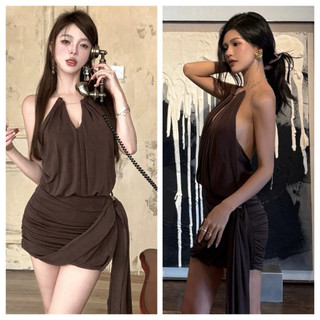  Đầm body đầm 334 đi biển kiểu yếm phối xích sang trọng 
