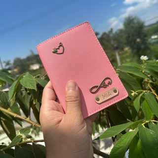 Vỏ bọc Passport khắc tên handmade