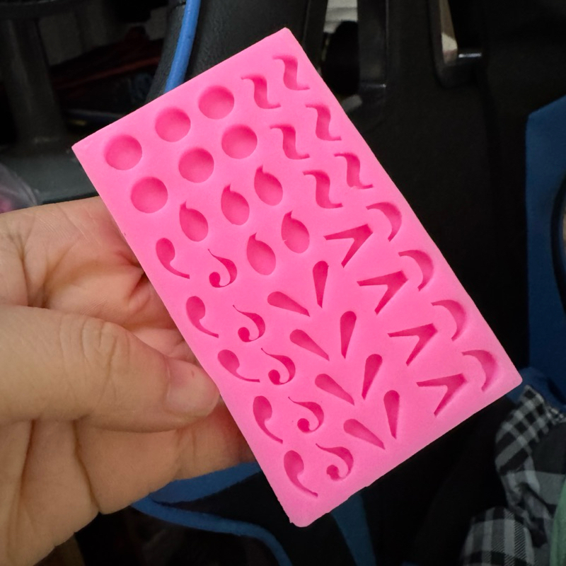 khuôn silicon đâu tiếng việt TO 2025 mẫu 2 thành phẩm 1cm