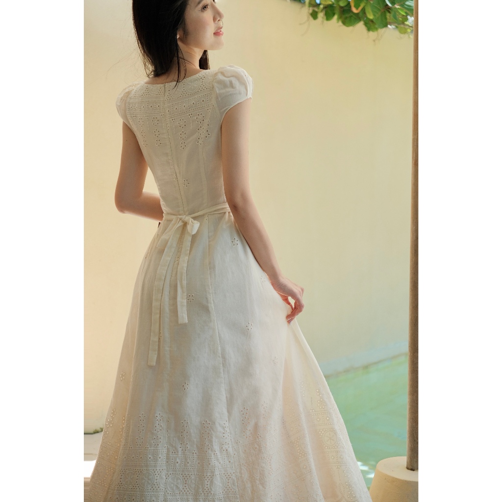 Váy dài nhẹ nhàng xô thêu hoa tiểu thư MOCA DRESS - COQUI, đầm nàng thơ dịu dàng | BigBuy360 - bigbuy360.vn