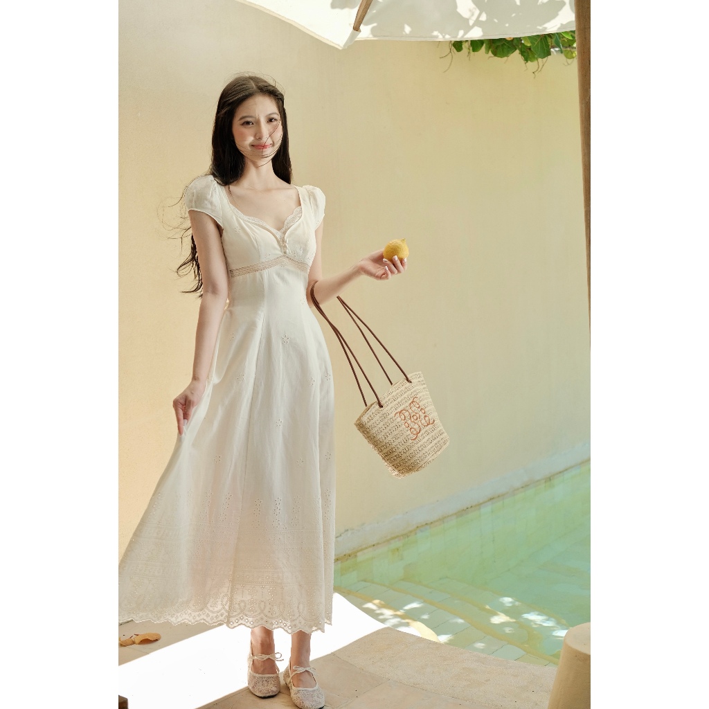 Váy dài nhẹ nhàng xô thêu hoa tiểu thư MOCA DRESS - COQUI, đầm nàng thơ dịu dàng | BigBuy360 - bigbuy360.vn