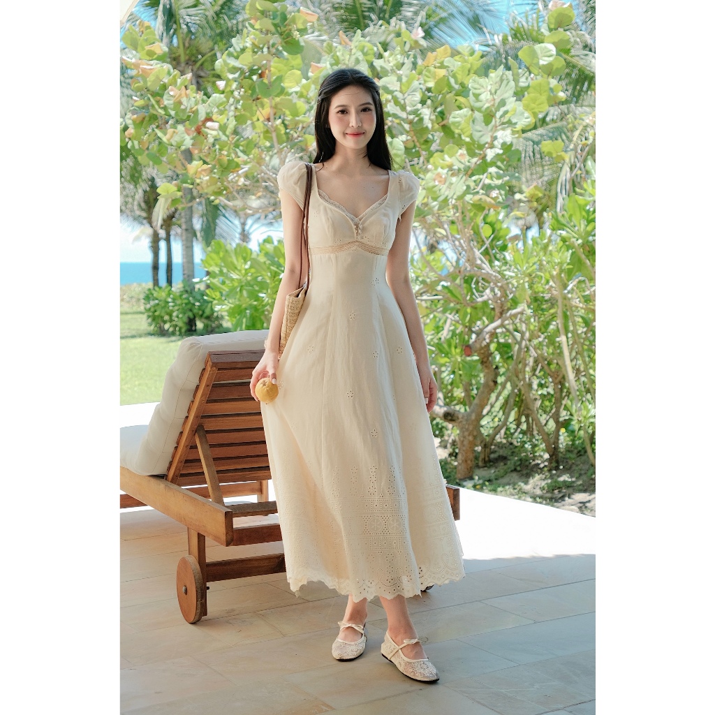 Váy dài nhẹ nhàng xô thêu hoa tiểu thư MOCA DRESS - COQUI, đầm nàng thơ dịu dàng | BigBuy360 - bigbuy360.vn