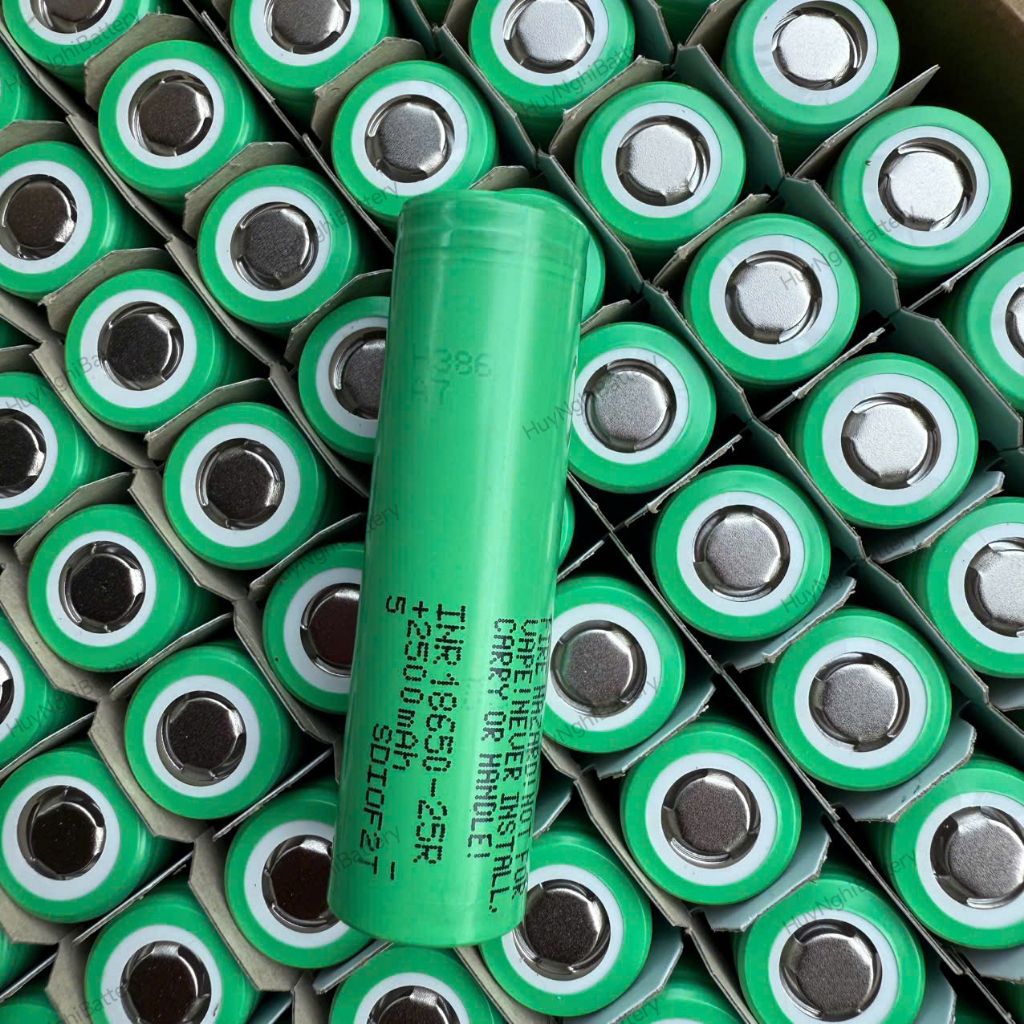 18650 SamSung 25r Mới 100% (INR18650-25R), Dung lượng 2500mAh, Xả Max 30a