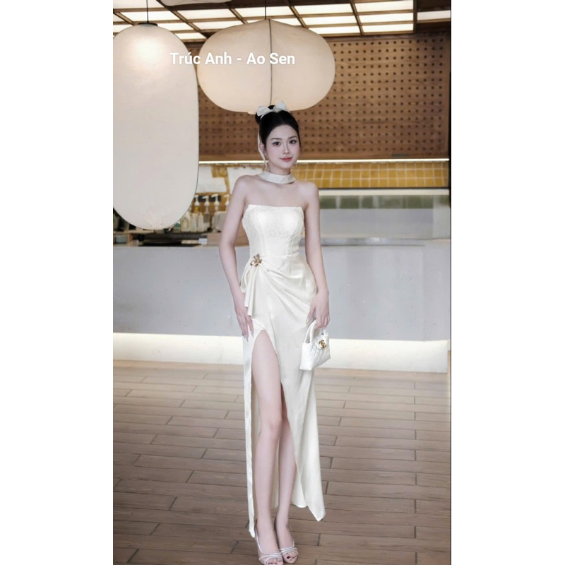 Đầm cúp ngực ren dây cổ phối lụa xẻ đùi sexy sang chảnh siêu slay đi tiệc dạ hội | BigBuy360 - bigbuy360.vn
