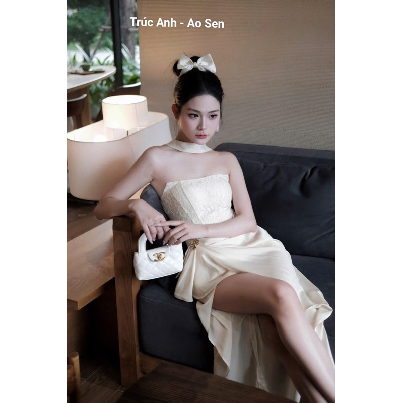 Đầm cúp ngực ren dây cổ phối lụa xẻ đùi sexy sang chảnh siêu slay đi tiệc dạ hội | BigBuy360 - bigbuy360.vn