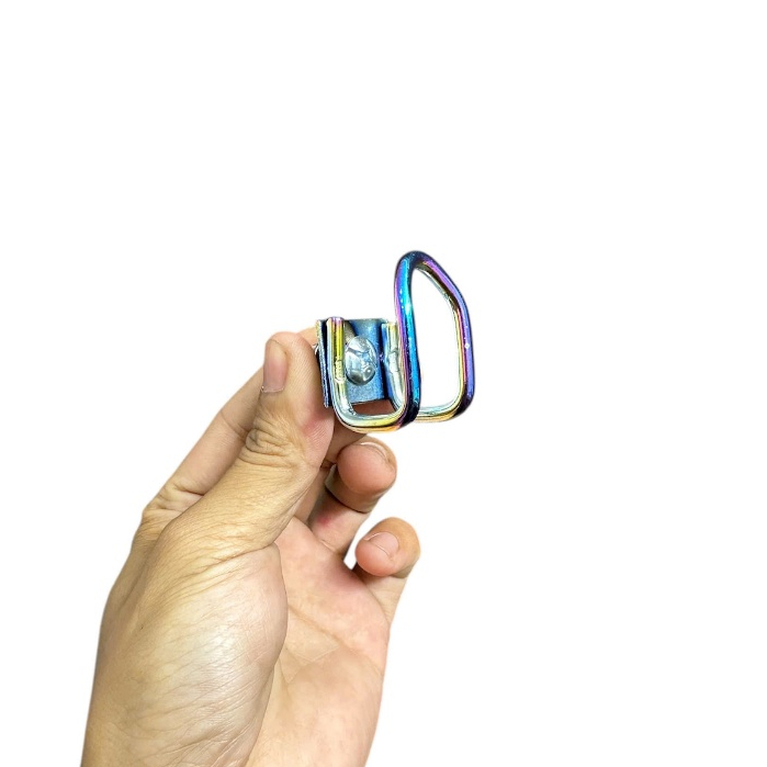 MÓC TREO ĐỒ TITAN GẮN NHIỀU DÒNG XE MÁY