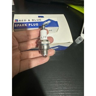 ( 2 cái - 3 cái ) Bugi máy cắt cỏ - máy cưa/ bugi 2 thì. GIAO NGẪU NHIÊN MÃ HÀNG