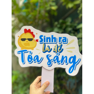 Hashtag cầm tay chụp hình