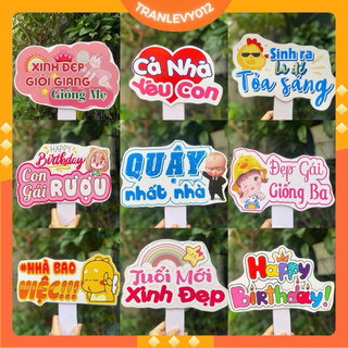Hashtag cầm tay chụp hình