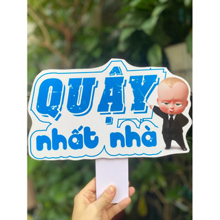Hashtag cầm tay chụp hình
