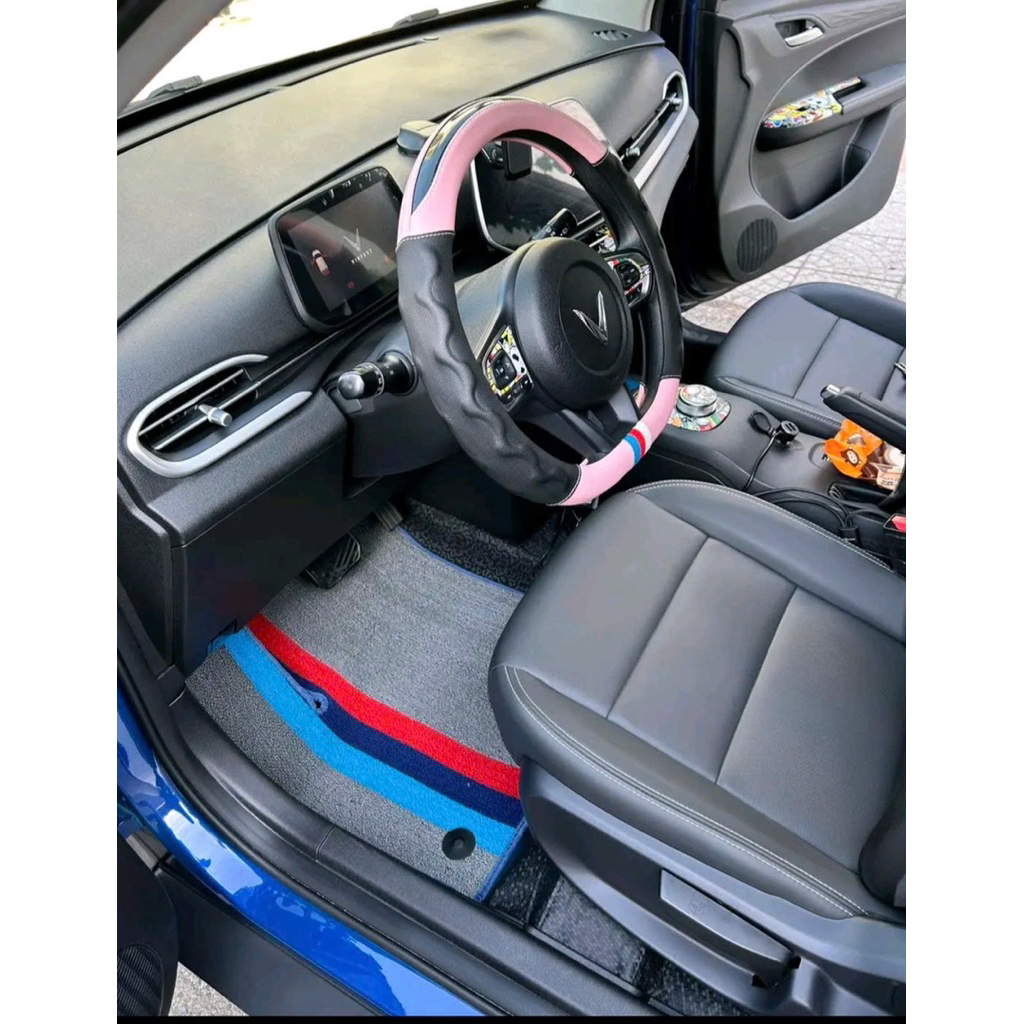 Top 6 thảm lót sàn ô tô VF5 đáng mua nhất hiện nay