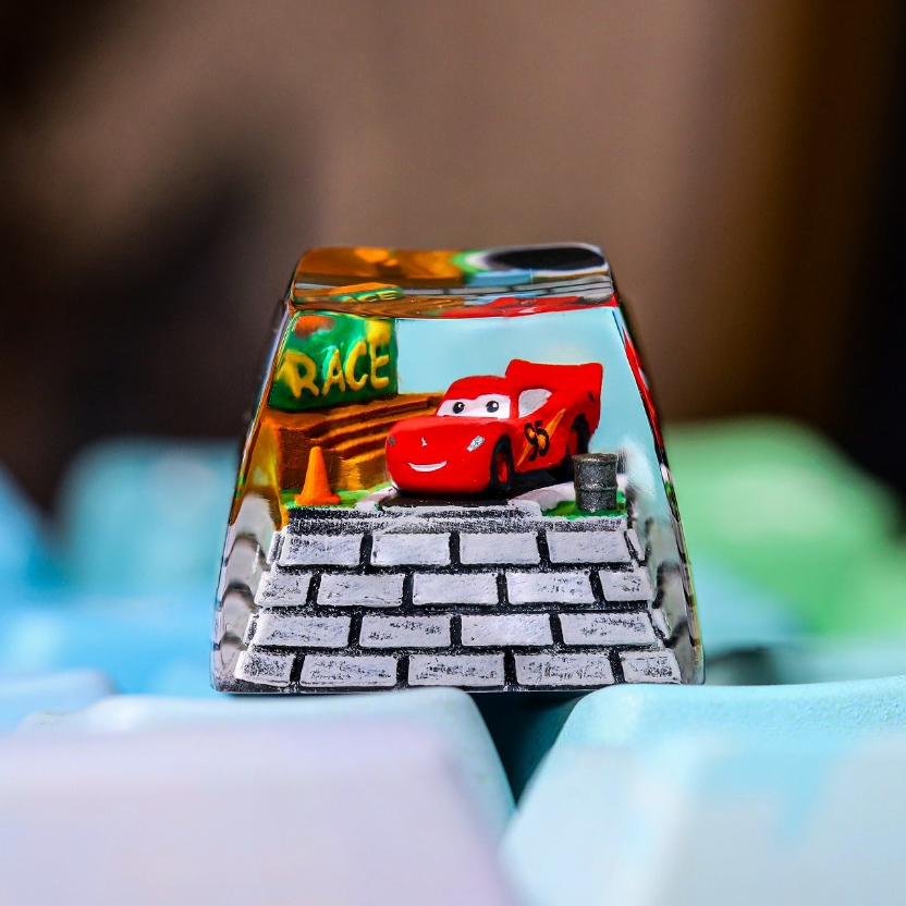 Lightning McQueen Car Keycap 1U SA Profile - Phím Cơ Siêu Cute, Làm Thủ Công Tỉ Mỉ, Chất Liệu Resin 