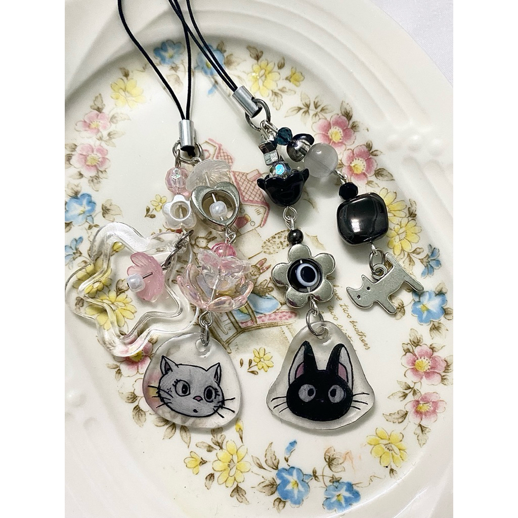  ̳- ‧̫ • ̳ฅ Keychain Jiji & Lily 🐾