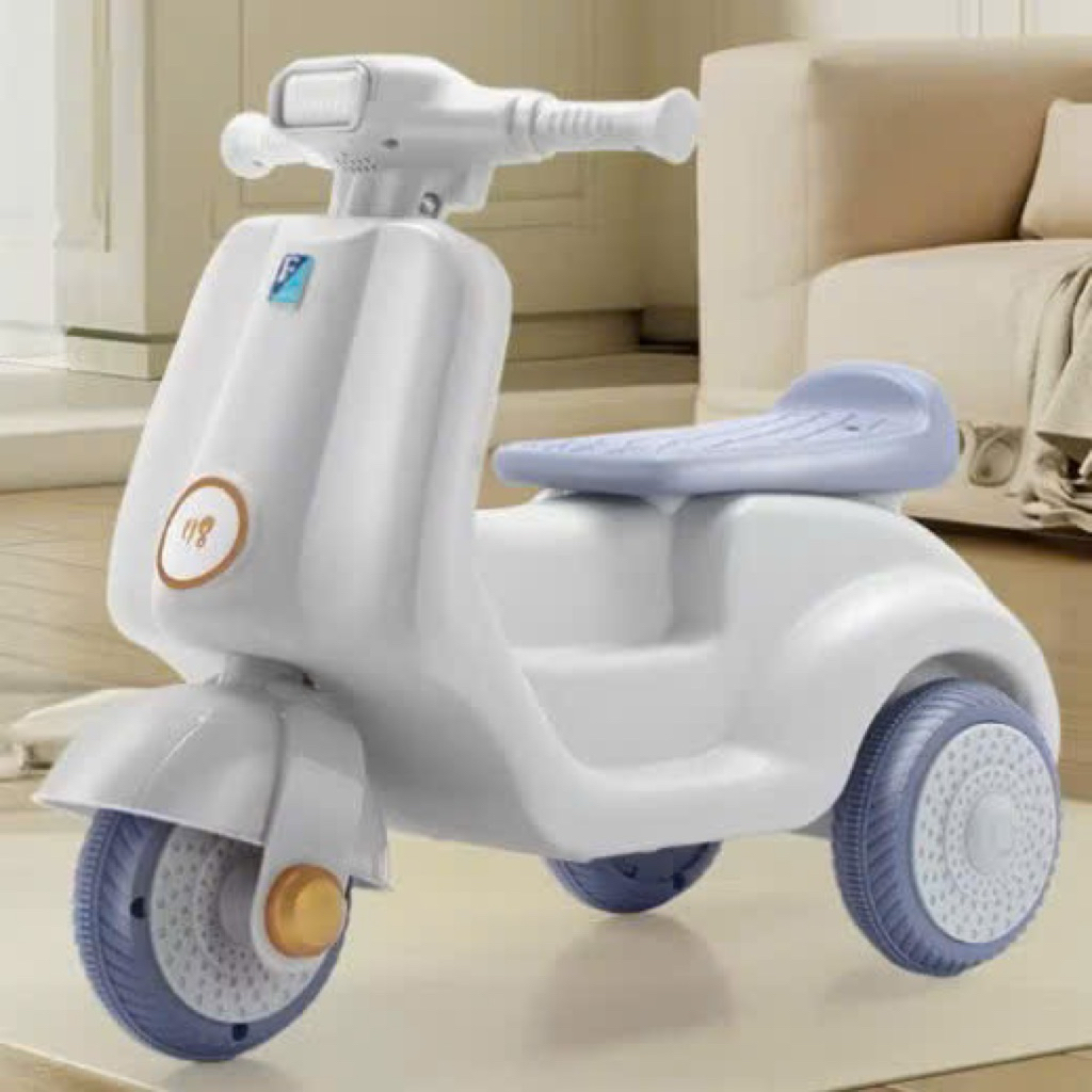 Quà Tặng Xe Chòi Chân Vespa khi mua bỉm Moony, Bobby (Quà tặng không bán)