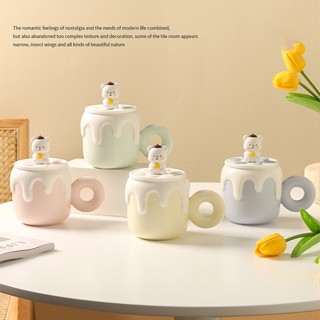 Ly sứ , cốc sứ , ly nước , ly có tay câm có nắp sứ 8105 Gấu Bánh Kem Chảy , Ly quà tặng decor