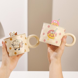 Ly sứ , cốc sứ , ly nước , ly có tay câm nắp sứ hoạt tiết bánh phô mai 8093, Ly quà tặng decor