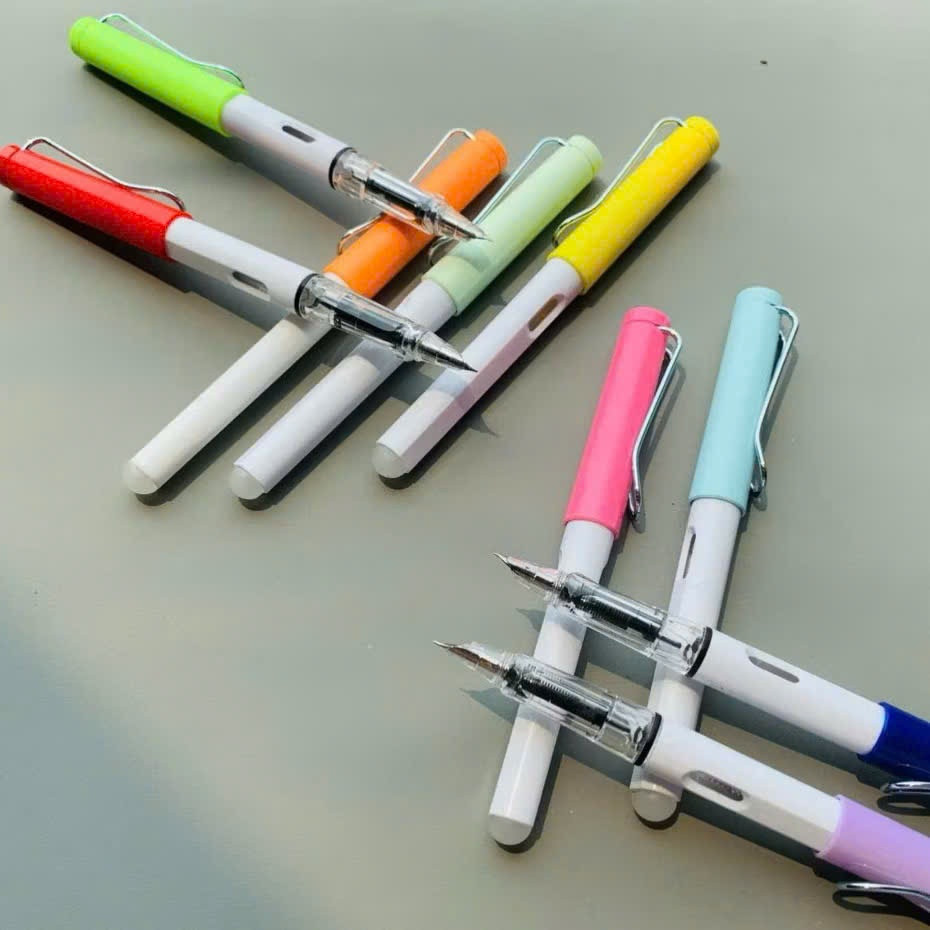 Bút b02 kim tinh ngòi