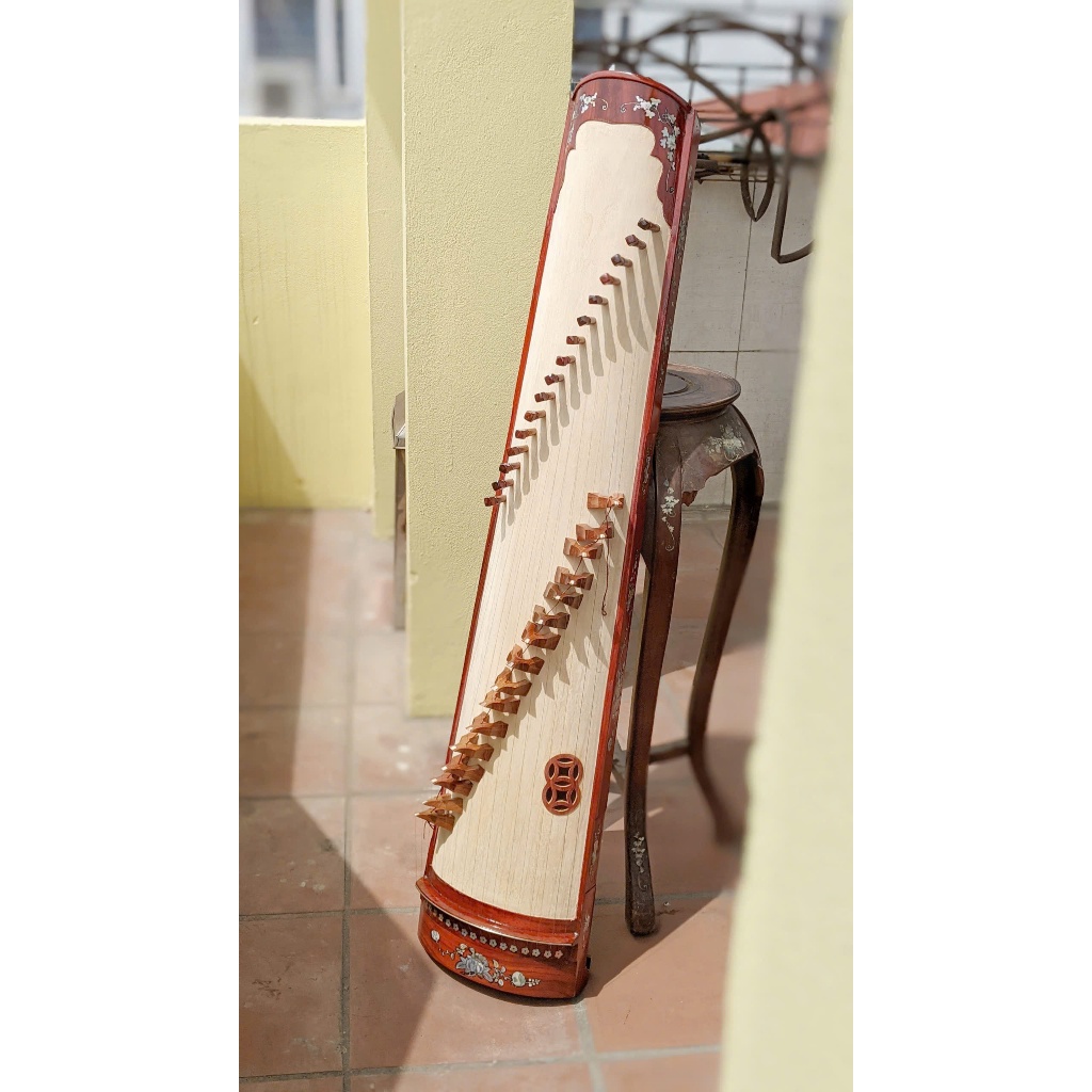 Đàn Tranh Việt Nam 16 dây (khảm trai) tặng kèm móng gảy, dây sơ cua và trục lên dây